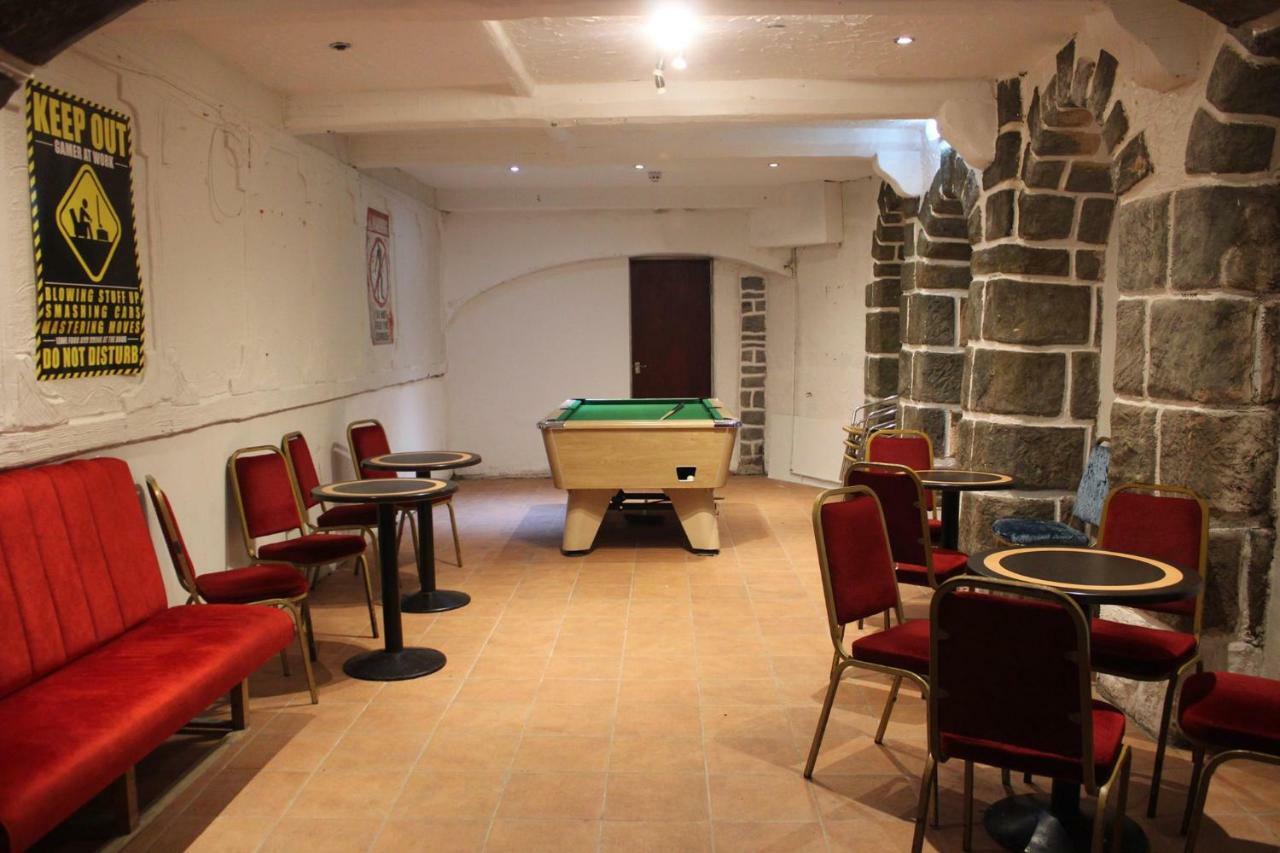 Red Lion Hotel Tredegar Ngoại thất bức ảnh